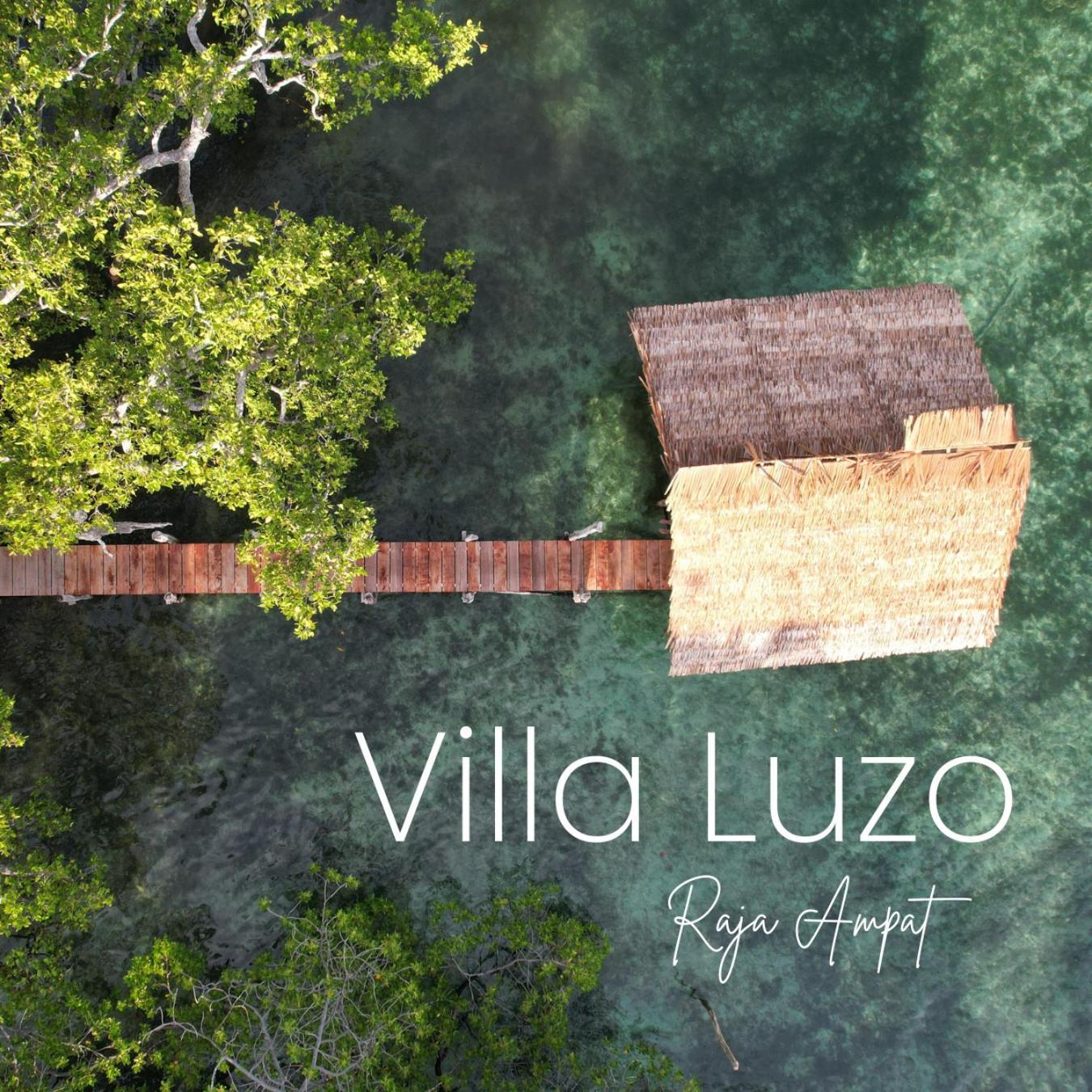Villa Luzo & Tours Saonek المظهر الخارجي الصورة